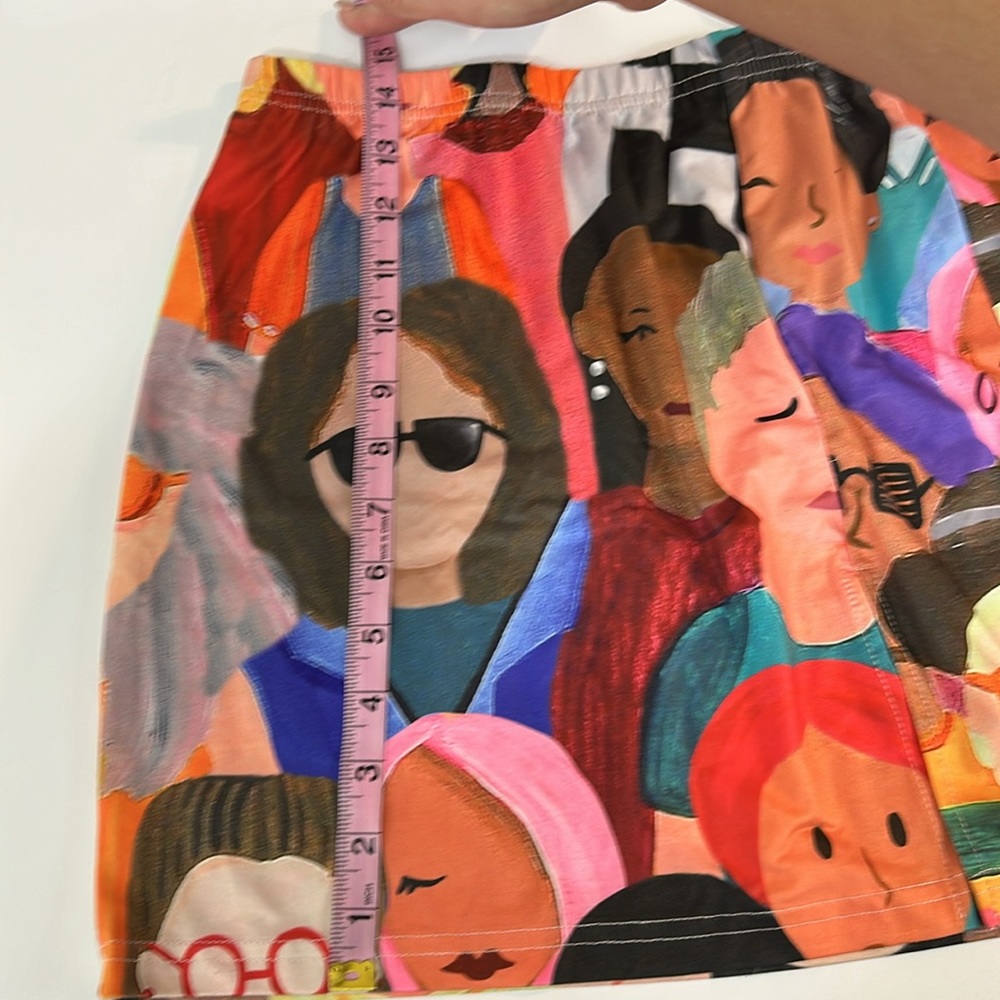 NWOT SHEIN Art Faces Mini Skirt - Picture 7 of 8